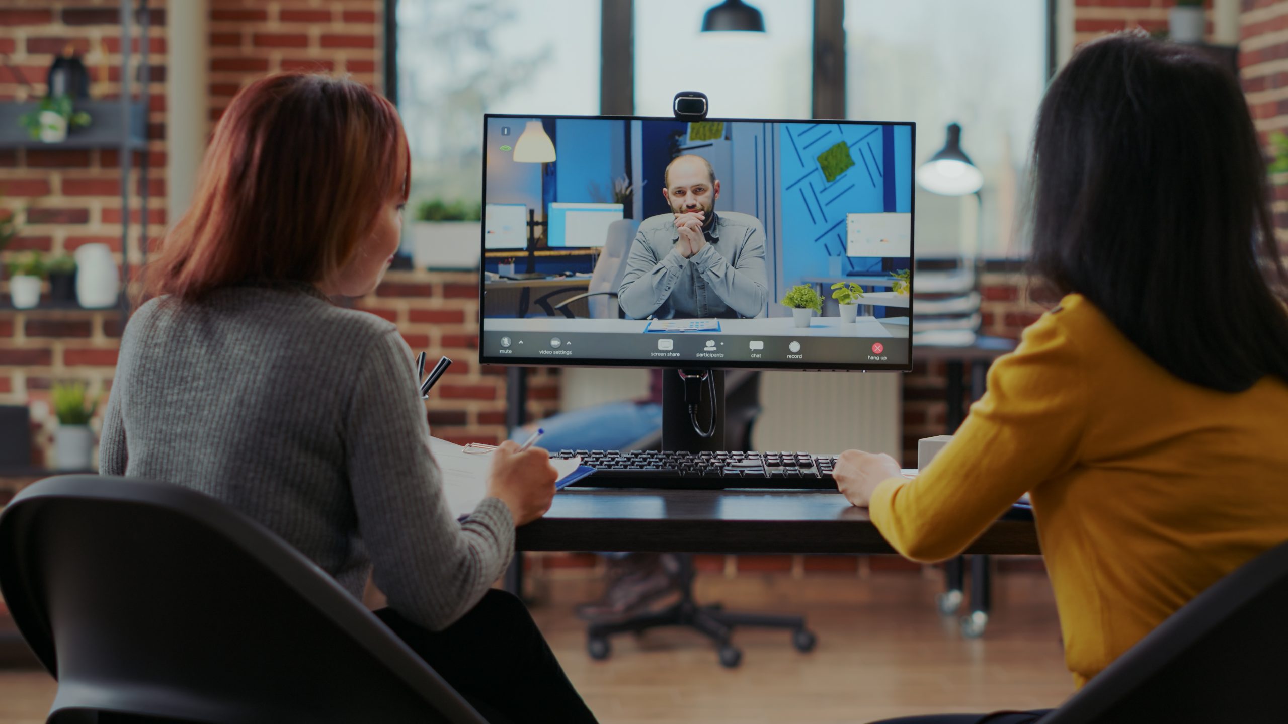 How to recruit employees remotely